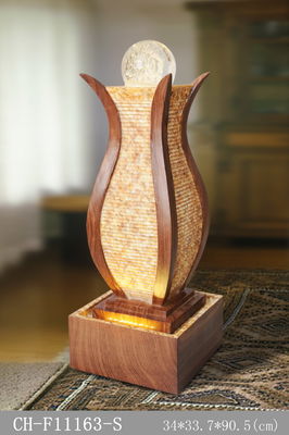 Porcellana Fontana di legno del giardino del rattan di effetto di marmo dei fiori fornitore