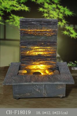 Fontane e cascate dell'interno dell'ardesia di Polyresin piccole fornitore
