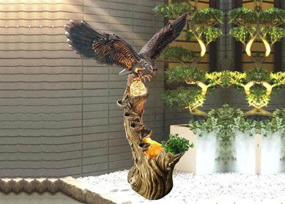 Fontane all'aperto animali di Eagle della palla di tornitura fornitore
