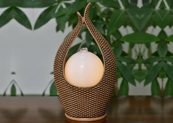 Fontana da tavolo fatta a mano di Polyresin con luce fornitore