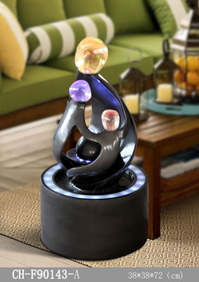La caratteristica solare dell'acqua di H72CM accende Grey Couple With Candle lucido fornitore