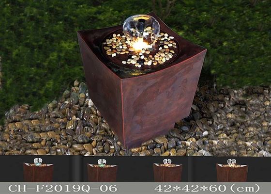 Fontana leggera principale calda Brown dorato di Polyresin Delux fornitore